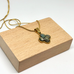 Yanardöner Yonca Altın Kolye