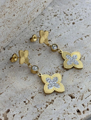 Ürünlerimiz 316L çelikten yap?lm??t?r, kararmaz, havuz ve deniz suyundan etkilenmez. ; Parfüm ve alkol gibi kimyasallar?n temas?ndan kaç?nman?z aksesuar?n?z?n ömrünü uzat?r. ; 7 gün içinde ücretsiz iade. (Küpelerin hijyen aç?s?ndan iadesi kabul edilmemektedir) ; Alt?n, Gümü? ve Rose Gold olmak üzere bir çok çe?it tak?lar?m?z mevcuttur. ;