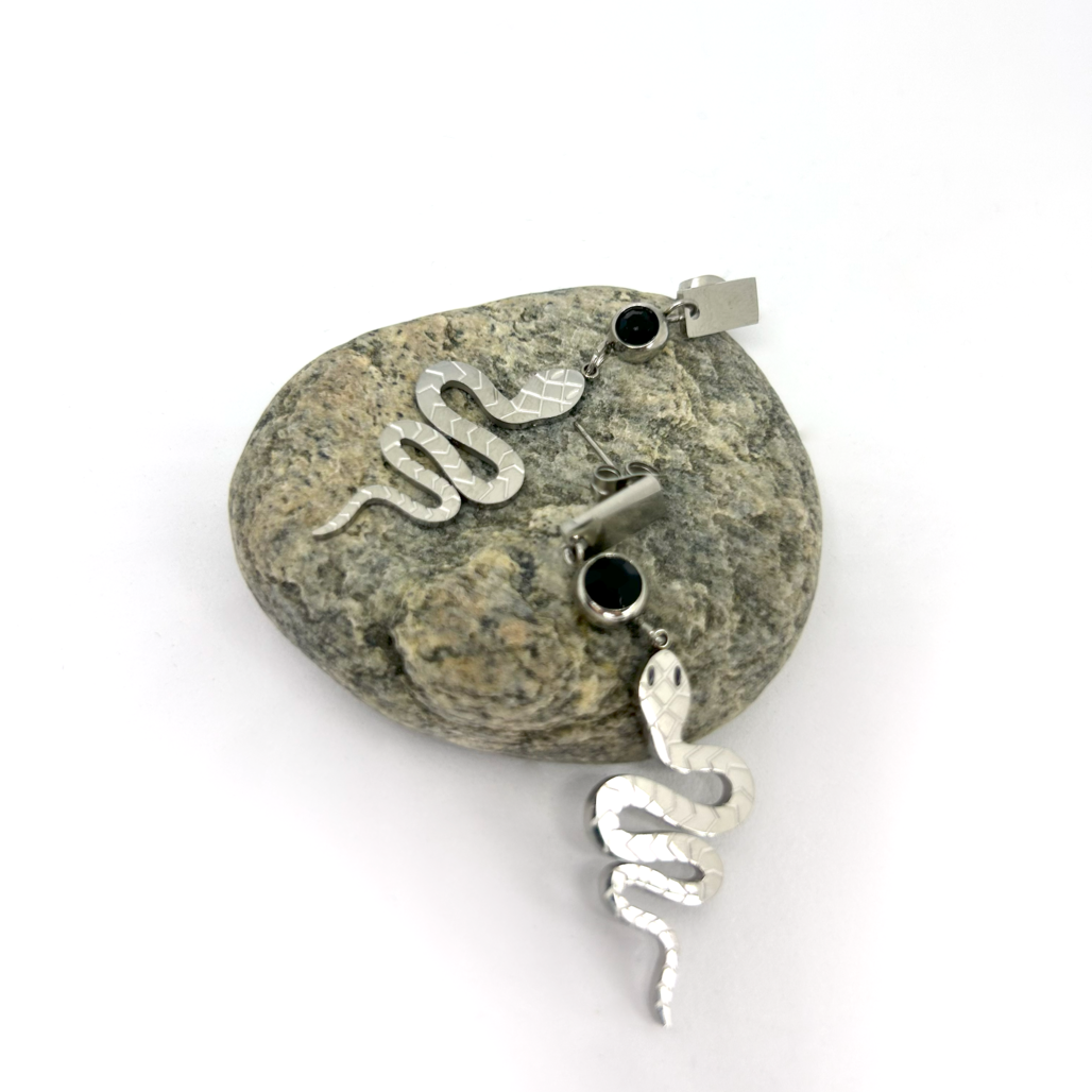 Sallanan Yılan Gümüş Küpe