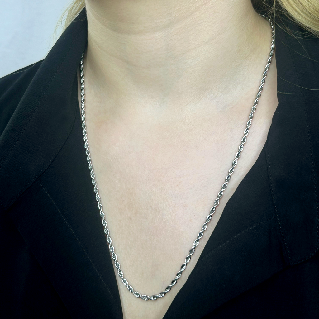 Burgu Uzun Gümüş Kolye