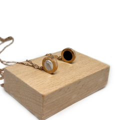 Çift Taraflı Siyah Beyaz Rose Altın Kolye