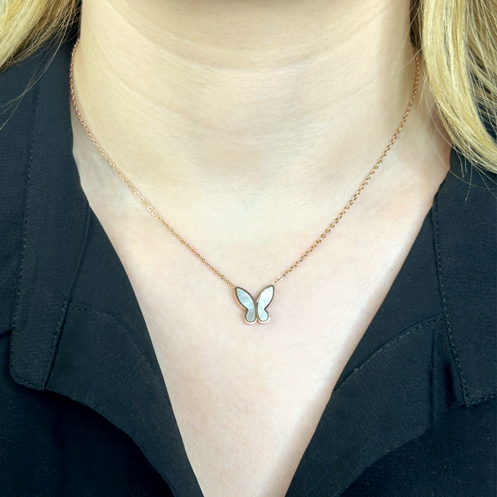 Sedefli Kelebek Rose Altın Singapur Kolye