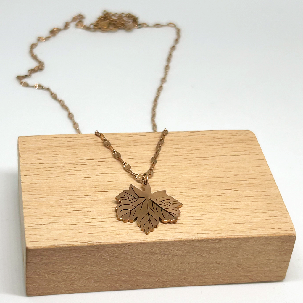 Çınar Yaprağı Rose Gold Kolye