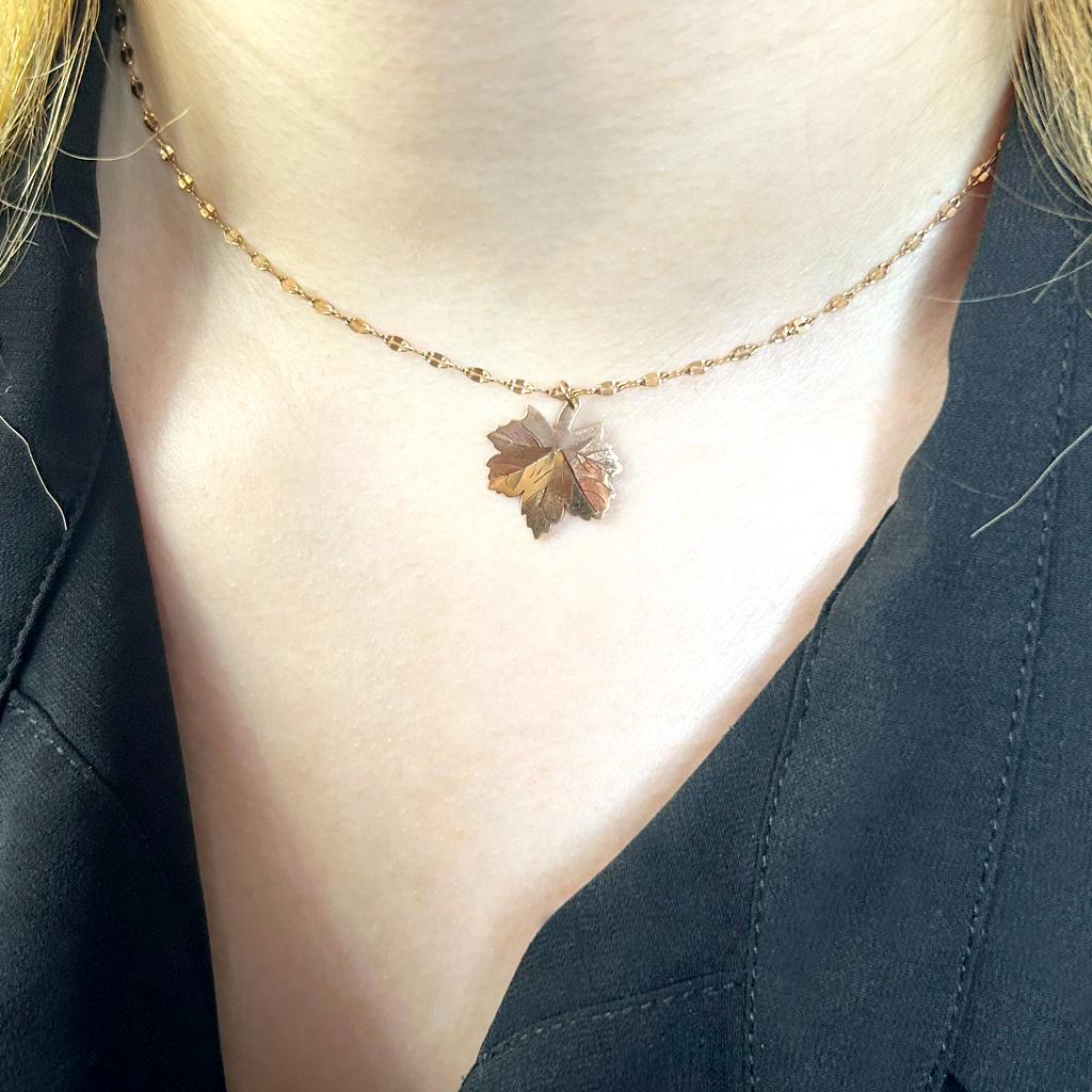 Çınar Yaprağı Rose Gold Kolye